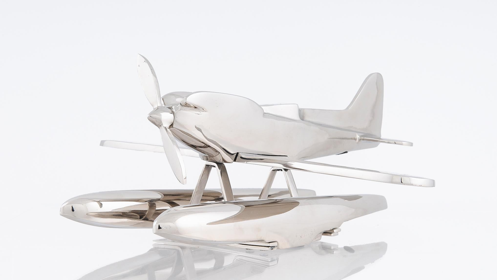 17 X 16.5 X 7 Alum Seaplane