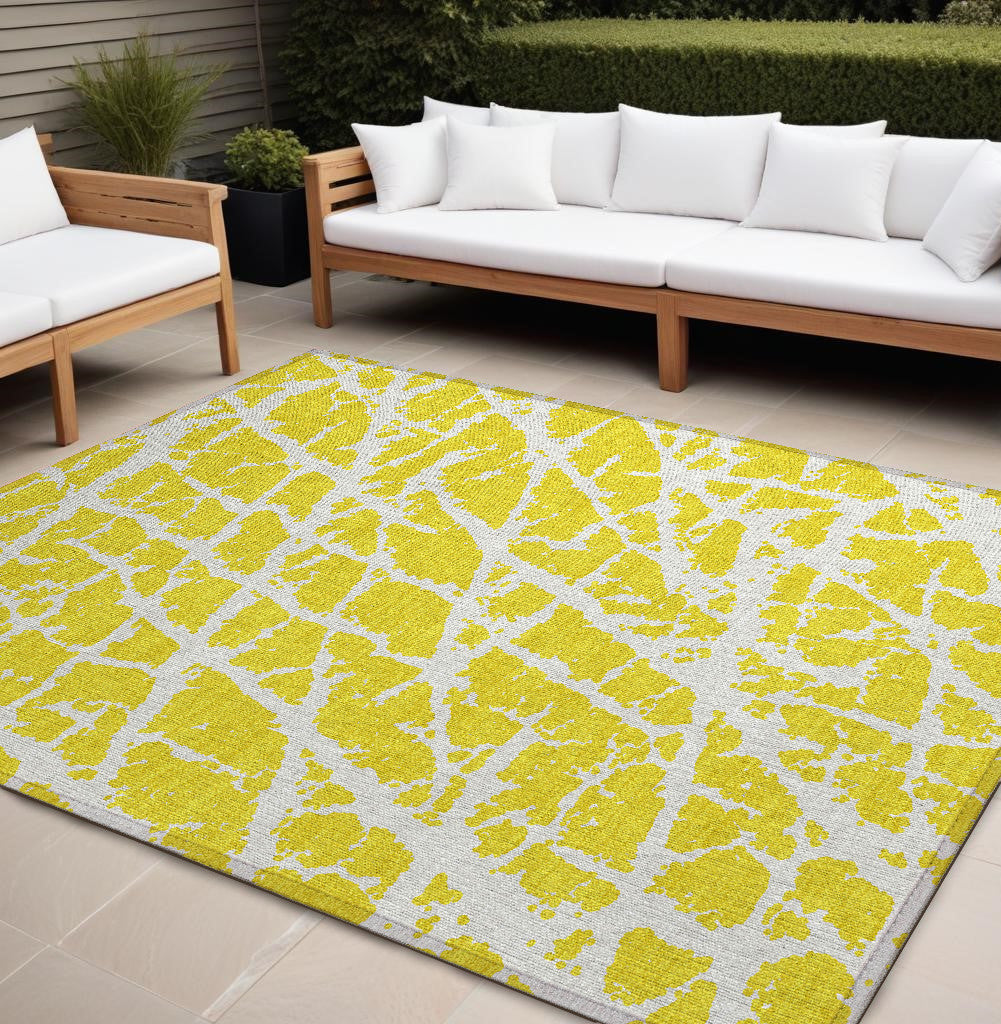 8 X 10 Yellow and White Abstract Washable Non Skid Indoor Outdoor Area Rug