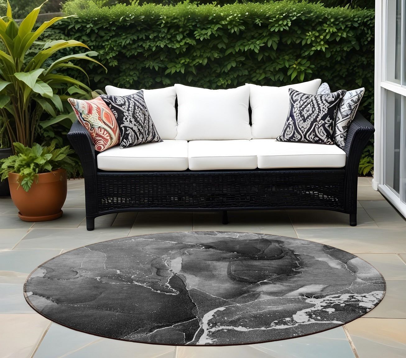 8 Round Black Gray and White Round Abstract Washable Non Skid Indoor Outdoor Area Rug