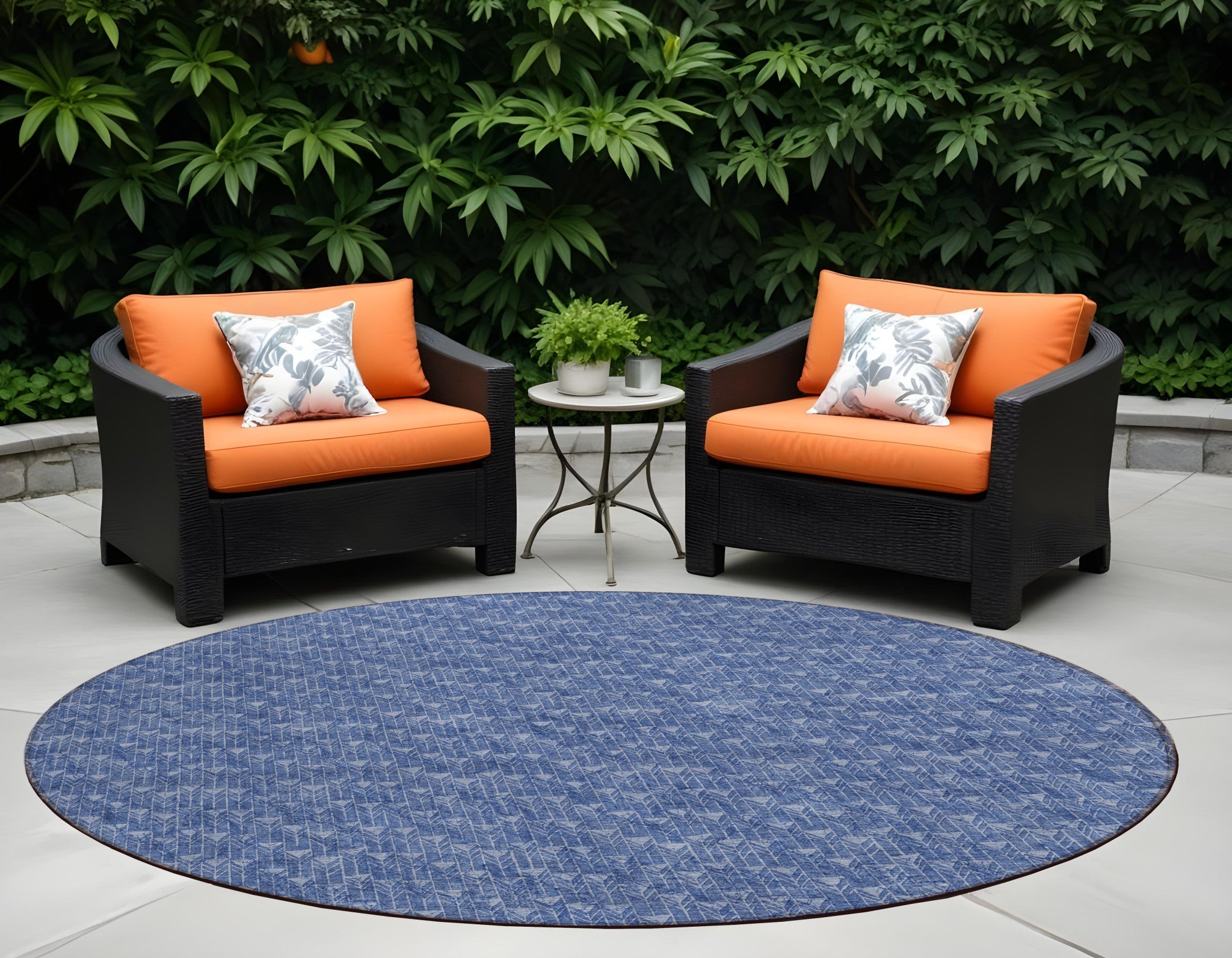 8 Round Navy Blue Round Geometric Washable Non Skid Indoor Outdoor Area Rug