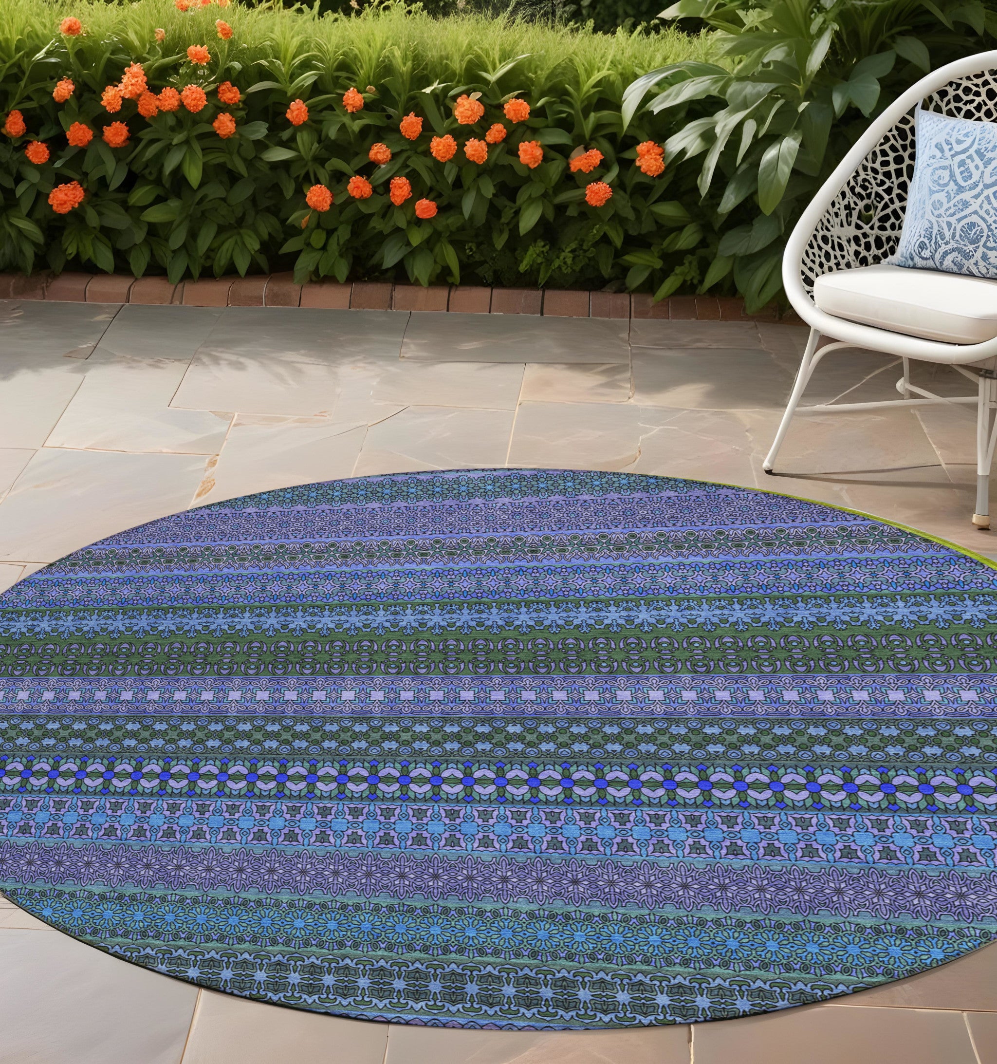 8 Round Blue and Green Round Striped Washable Non Skid Indoor Outdoor Area Rug