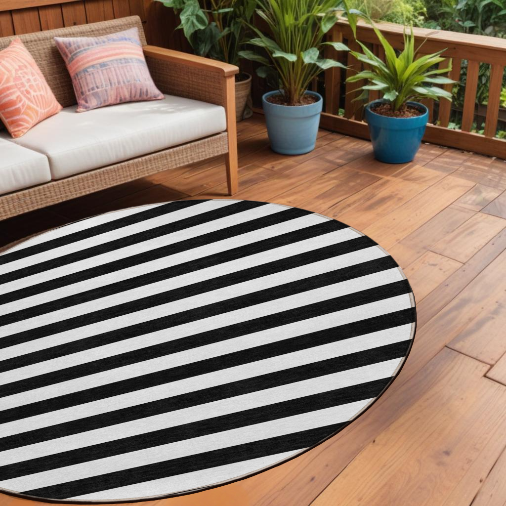 8 Round Black and White Round Striped Washable Non Skid Indoor Outdoor Area Rug
