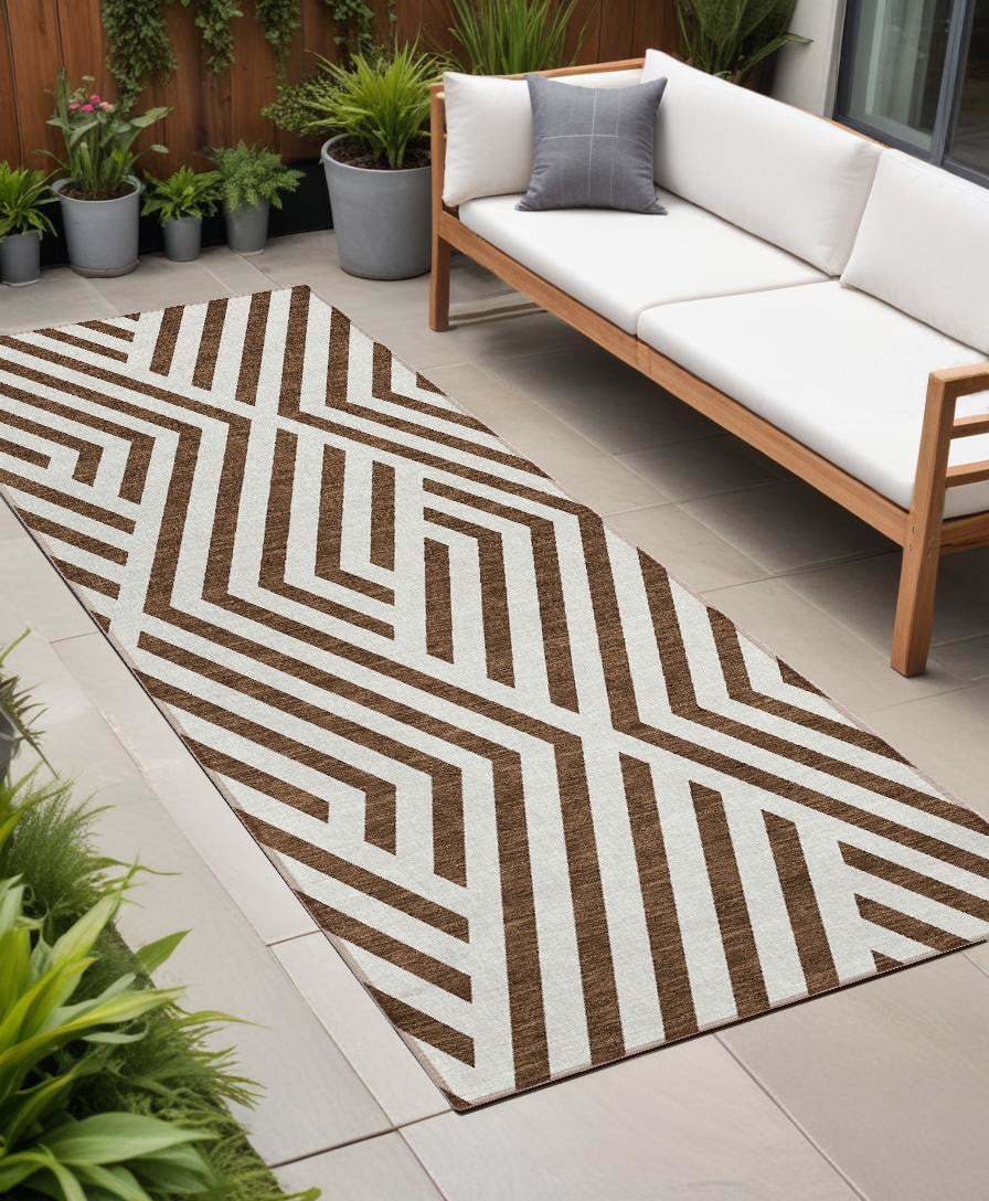 8 Runner Brown and White Geometric Washable Non Skid Indoor Outdoor Runner Rug
