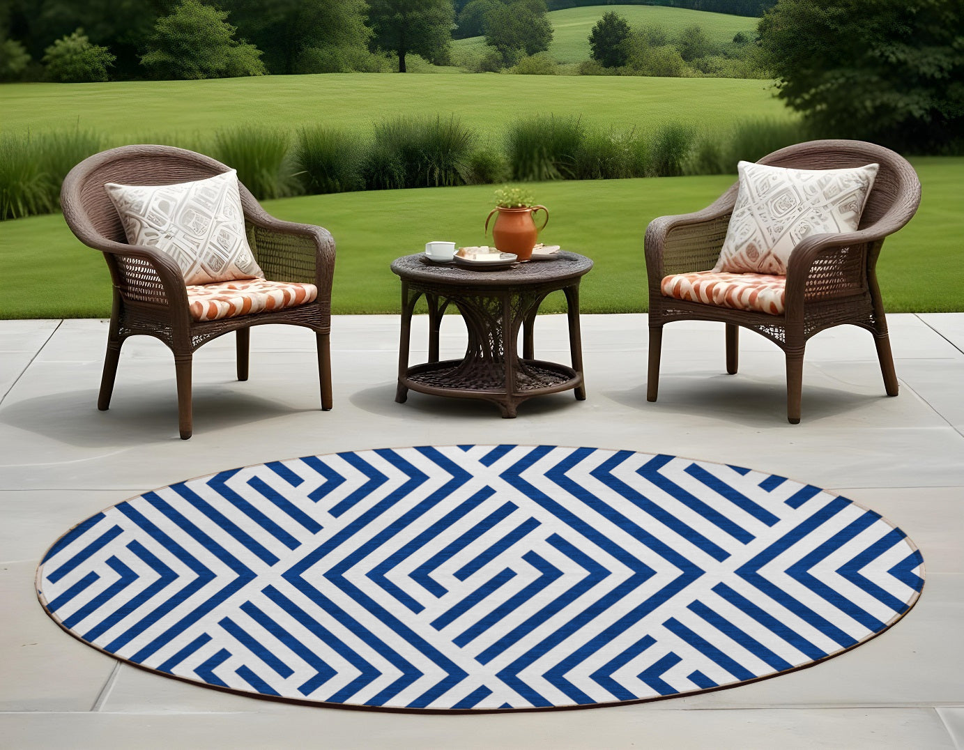 8 Round Navy and White Round Geometric Washable Non Skid Indoor Outdoor Area Rug