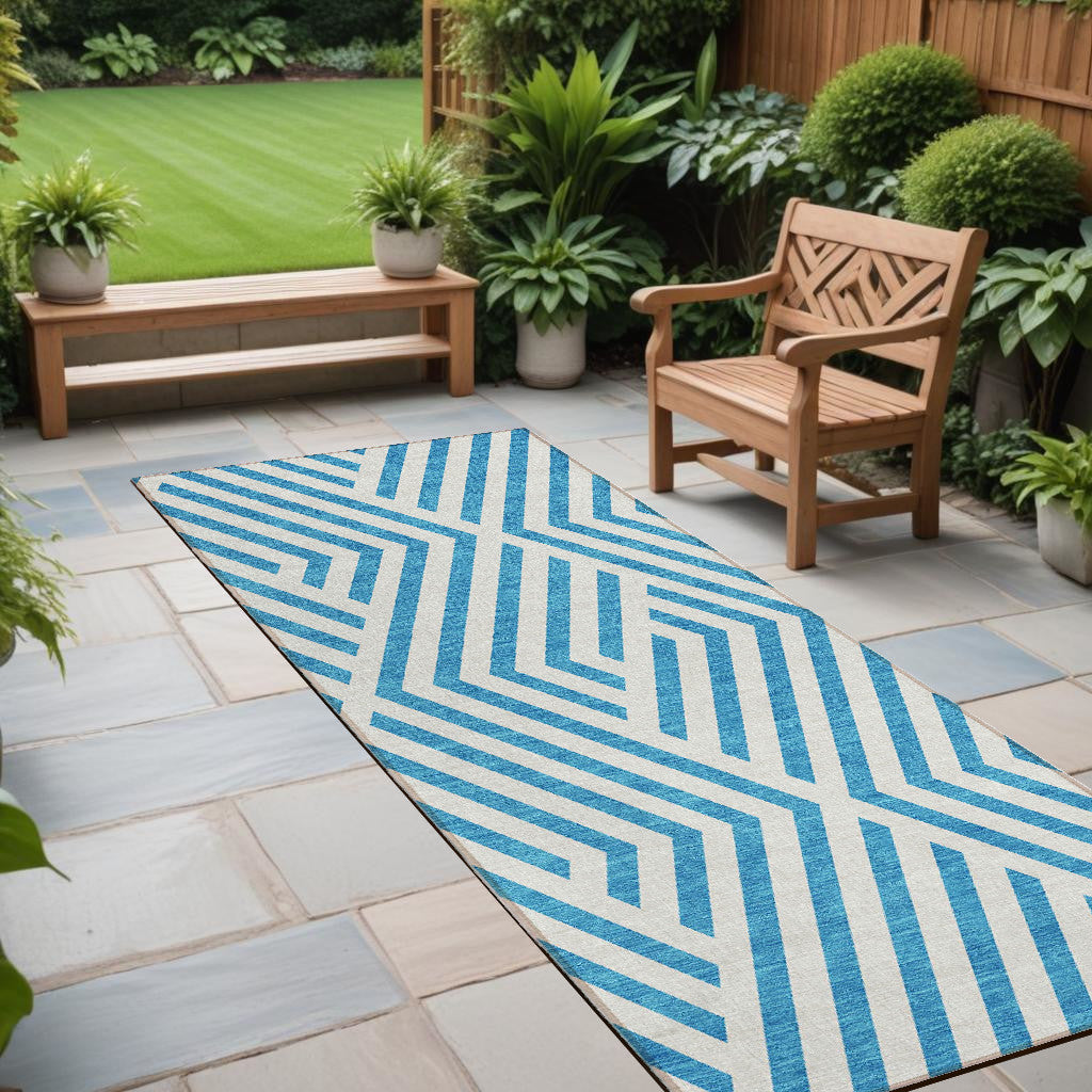 8 Runner Teal and White Geometric Washable Non Skid Indoor Outdoor Runner Rug