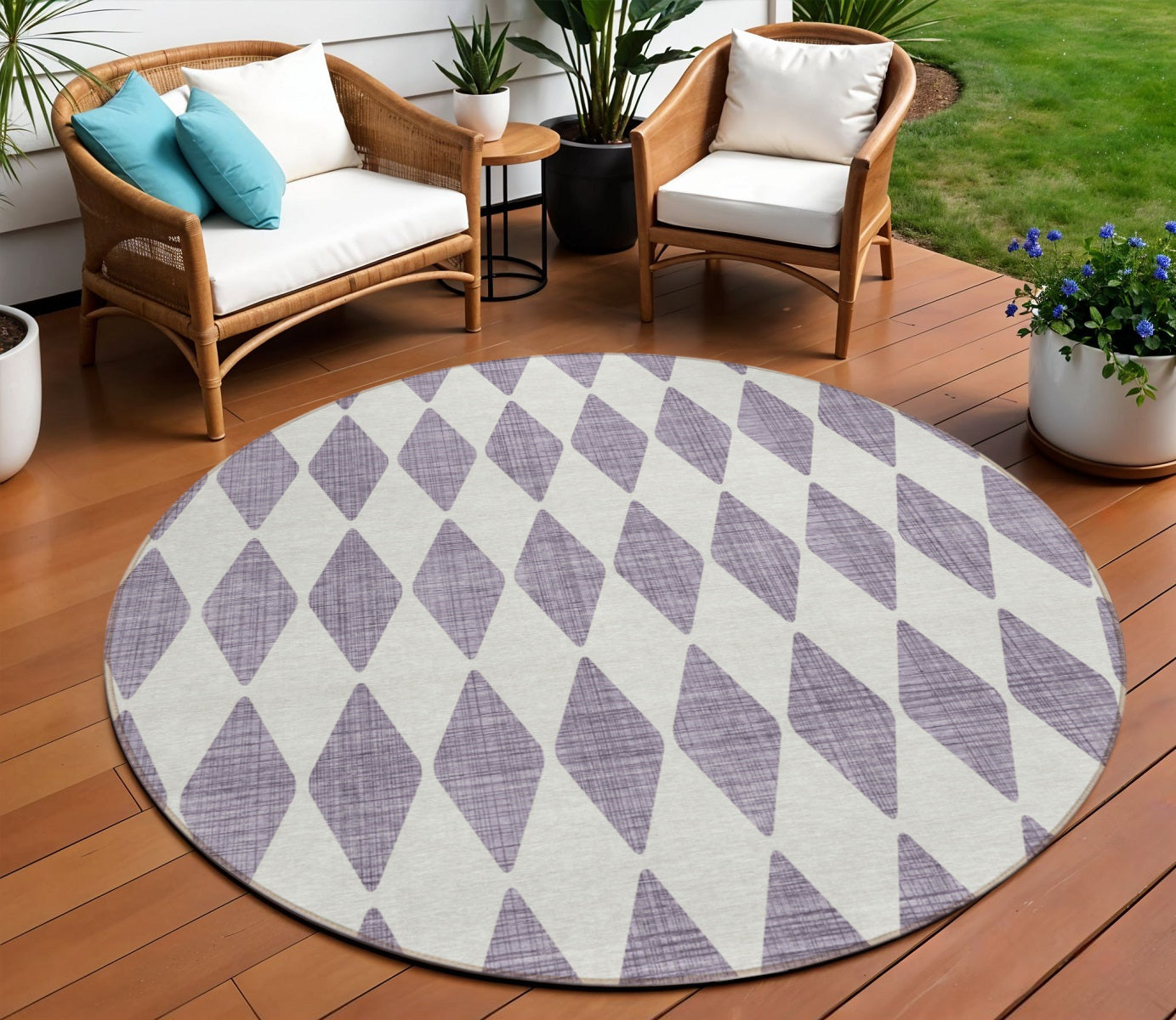 8 Purple And Lilac Round Geometric Washable Indoor Outdoor Area Rug