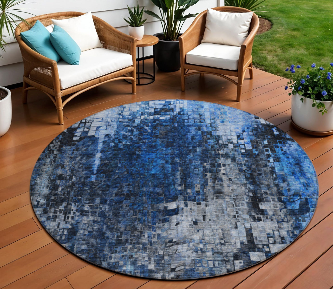 8 Navy Blue And Denim Blue Round Abstract Washable Indoor Outdoor Area Rug