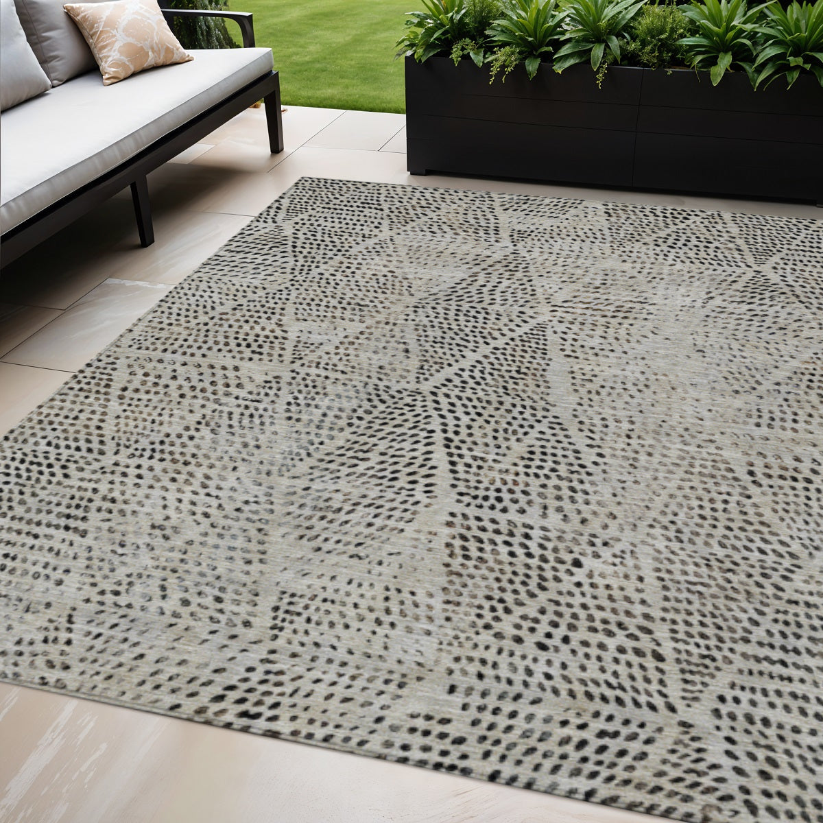 5 X 8 Gray Beige And Black Geometric Washable Indoor Outdoor Area Rug