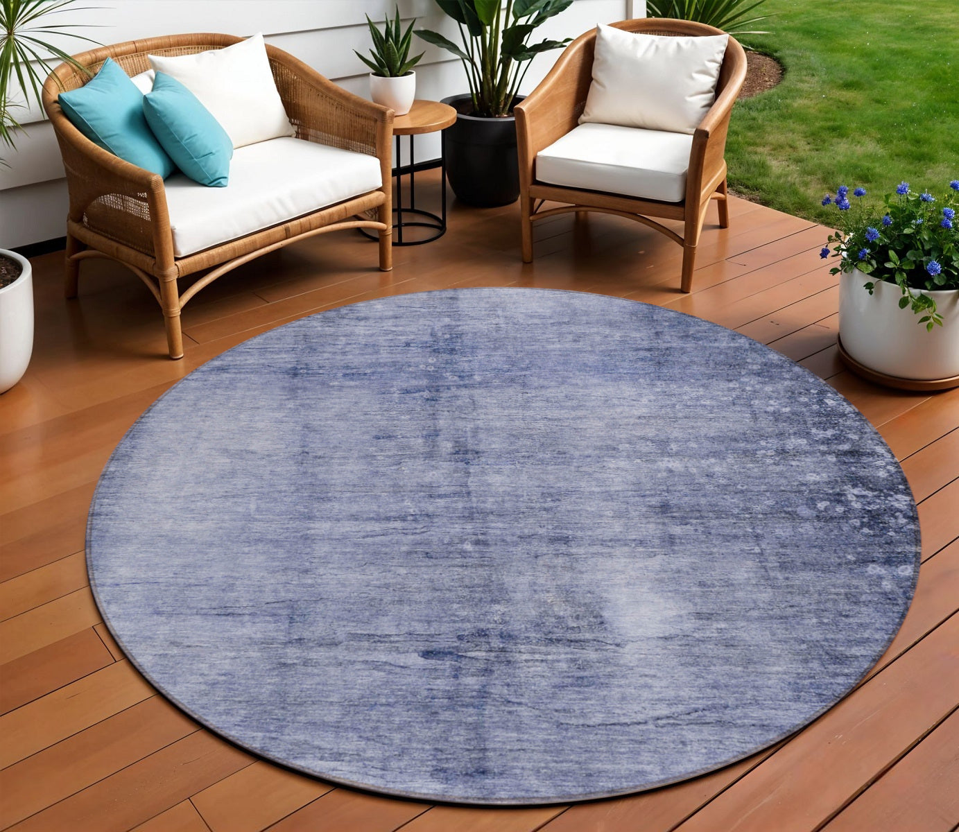 8 Navy Blue And Sky Blue Round Abstract Washable Indoor Outdoor Area Rug