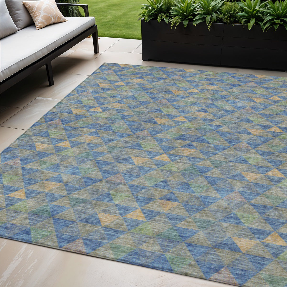 5 X 8 Sky Blue And Gray Geometric Washable Indoor Outdoor Area Rug