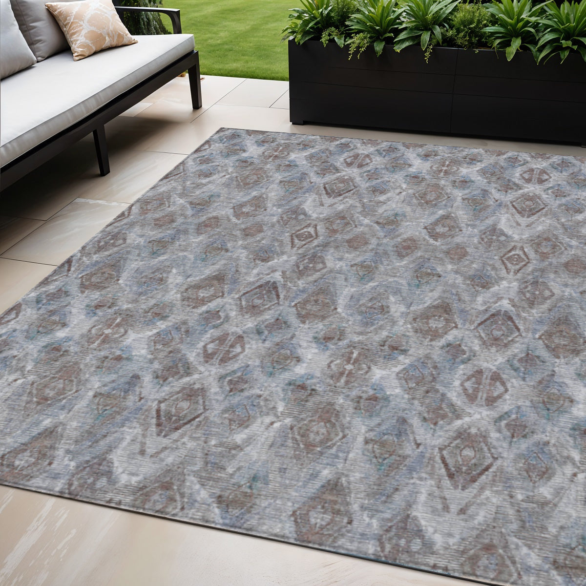 5 X 8 Sky Blue And Silver Geometric Washable Indoor Outdoor Area Rug