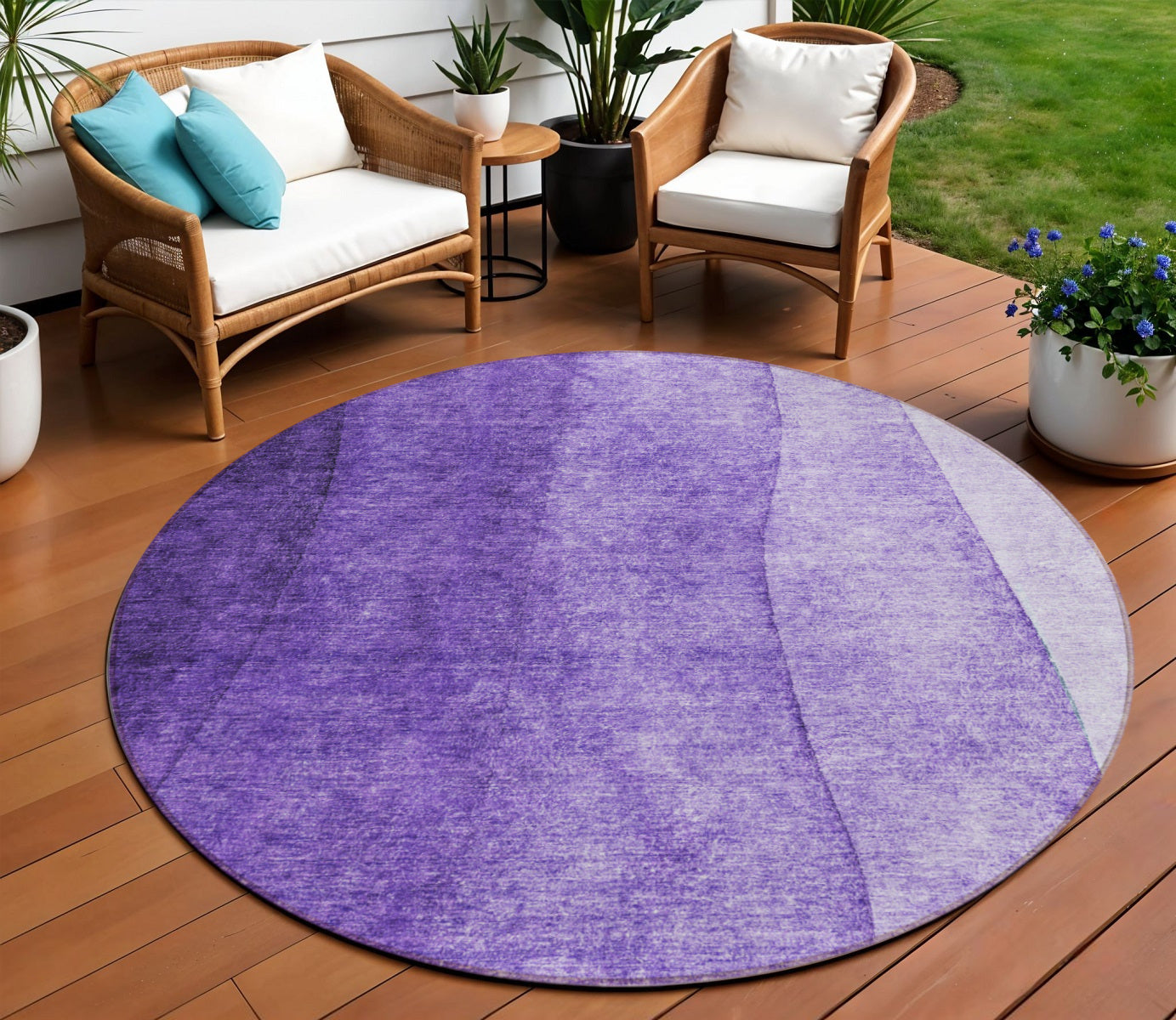 8 Purple Lilac And Lavender Round Ombre Washable Indoor Outdoor Area Rug