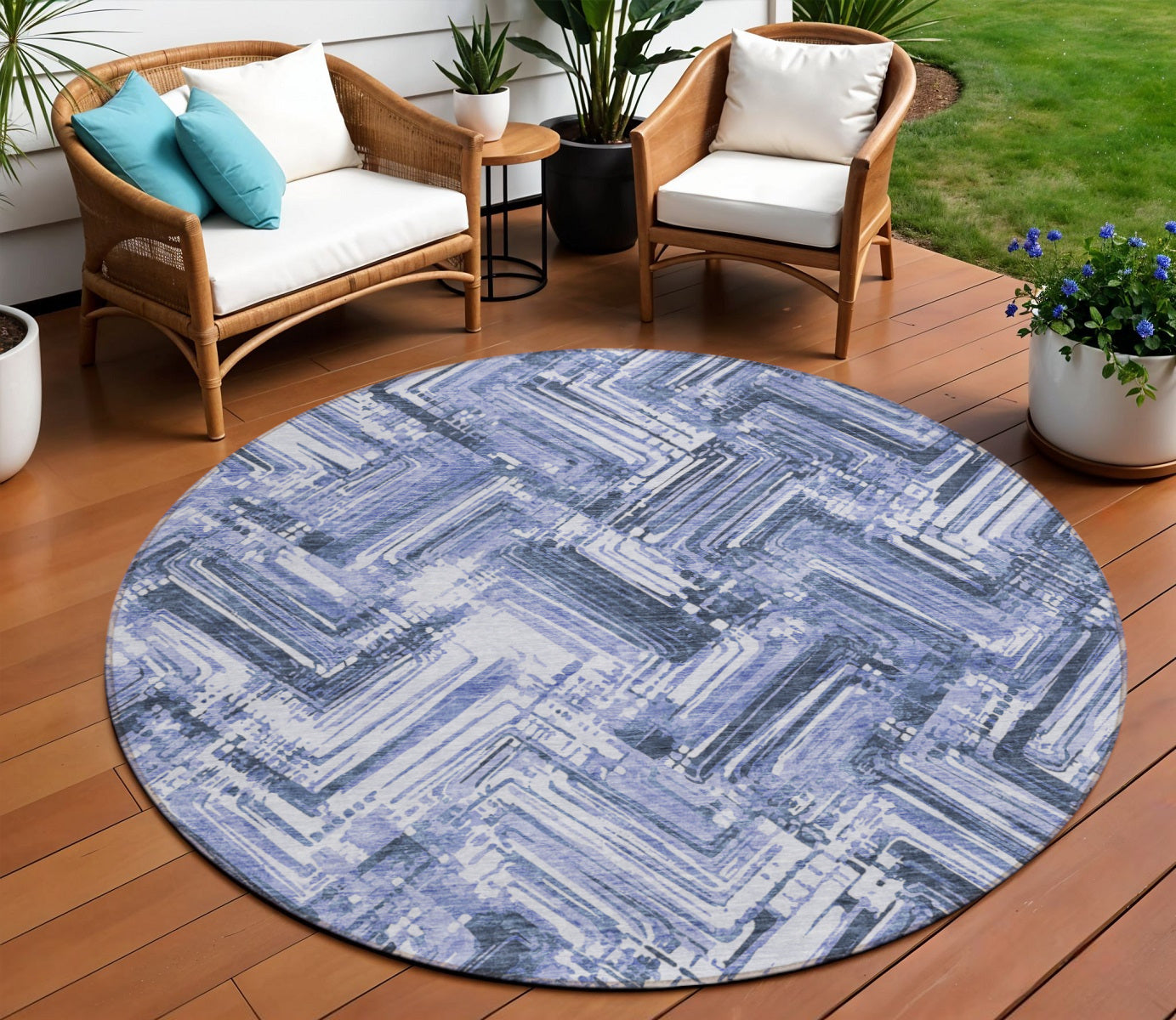 8 Navy Blue And Sky Blue Round Geometric Washable Indoor Outdoor Area Rug