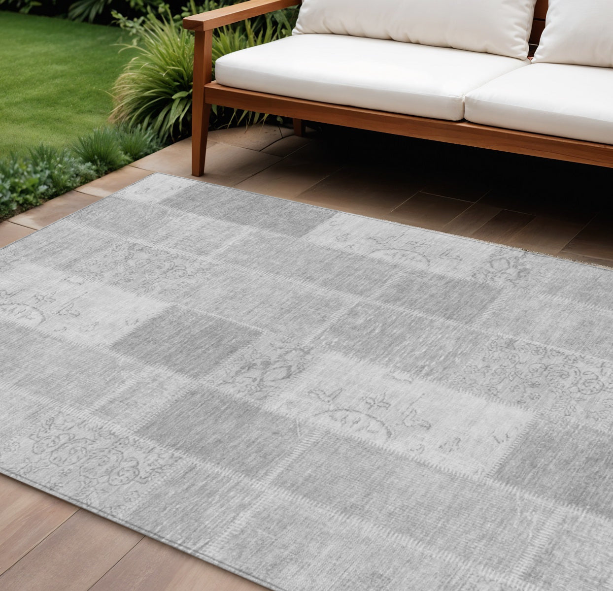 10 X 14 Silver Gray And Graphite Patchwork Washable Indoor Outdoor Area Rug