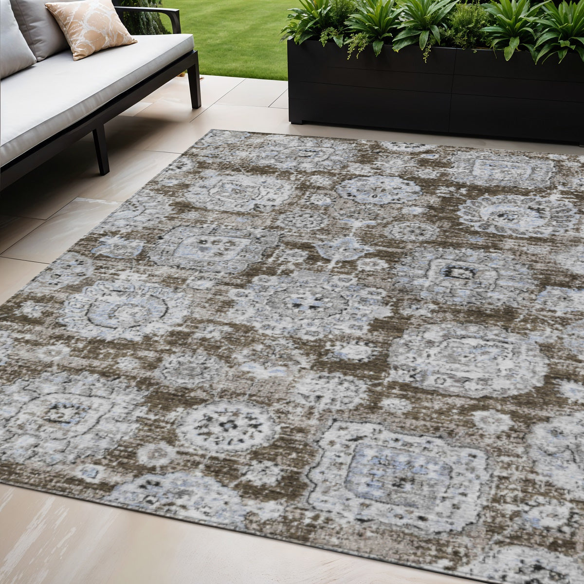 5 X 8 Chocolate And Blue Floral Washable Indoor Outdoor Area Rug