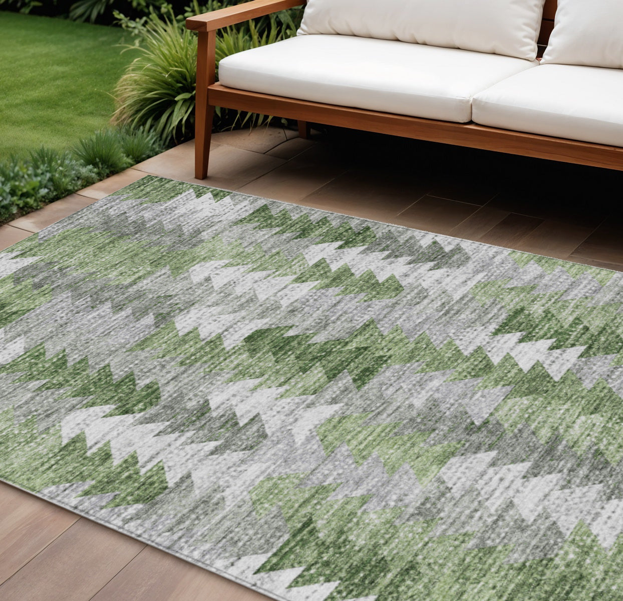 10 X 14 Green And Fern Green Geometric Washable Indoor Outdoor Area Rug