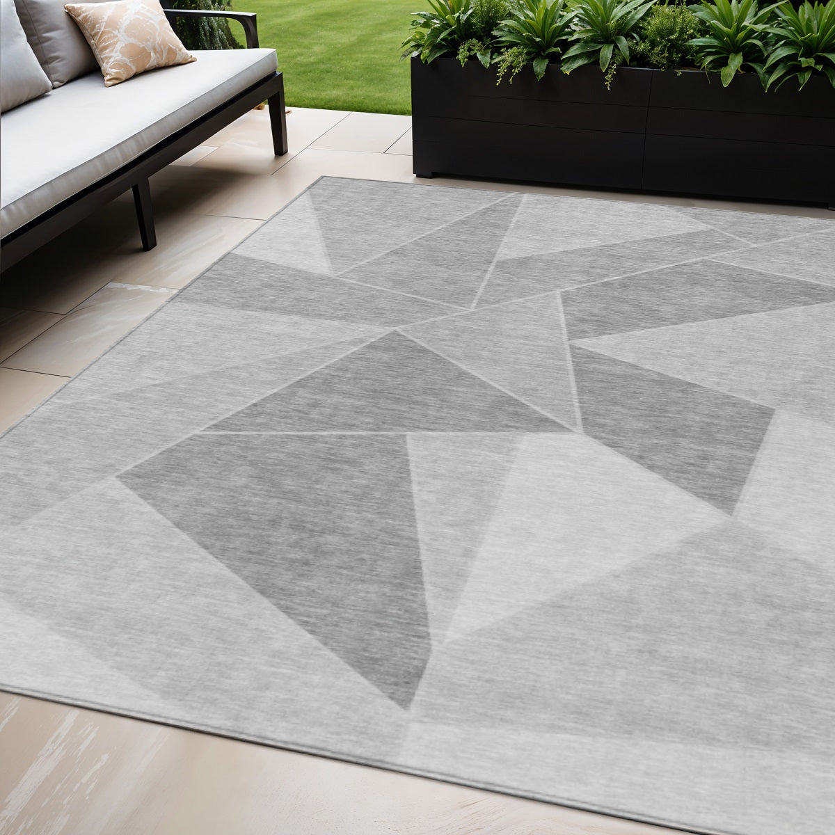 5 X 8 Gray Silver And Graphite Geometric Washable Indoor Outdoor Area Rug