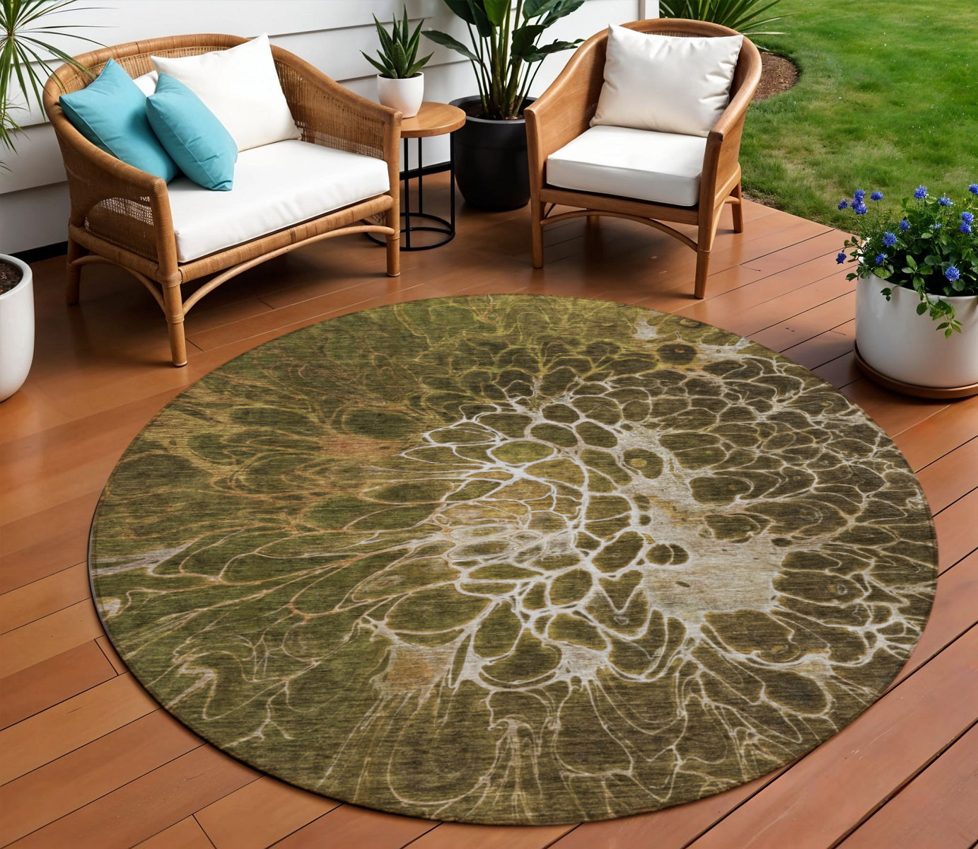 8 Chocolate And Gray Round Abstract Washable Indoor Outdoor Area Rug