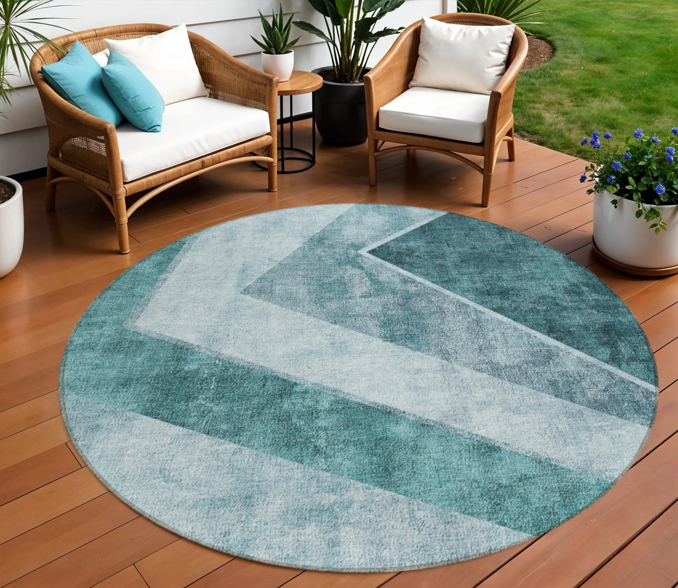 8 Teal Blue Aqua And Blue Round Geometric Washable Indoor Outdoor Area Rug