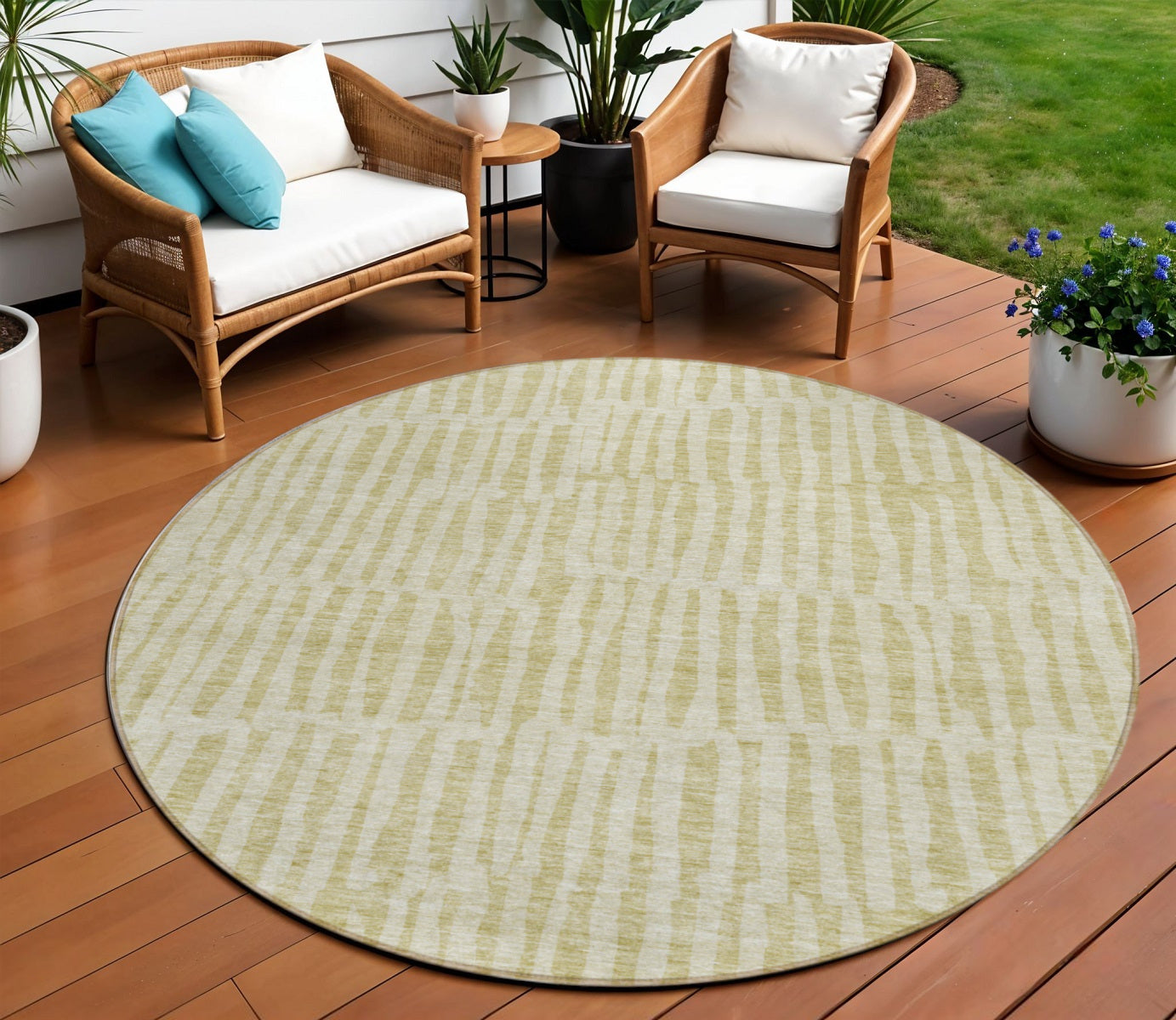 8 Beige And Tan Round Striped Washable Indoor Outdoor Area Rug