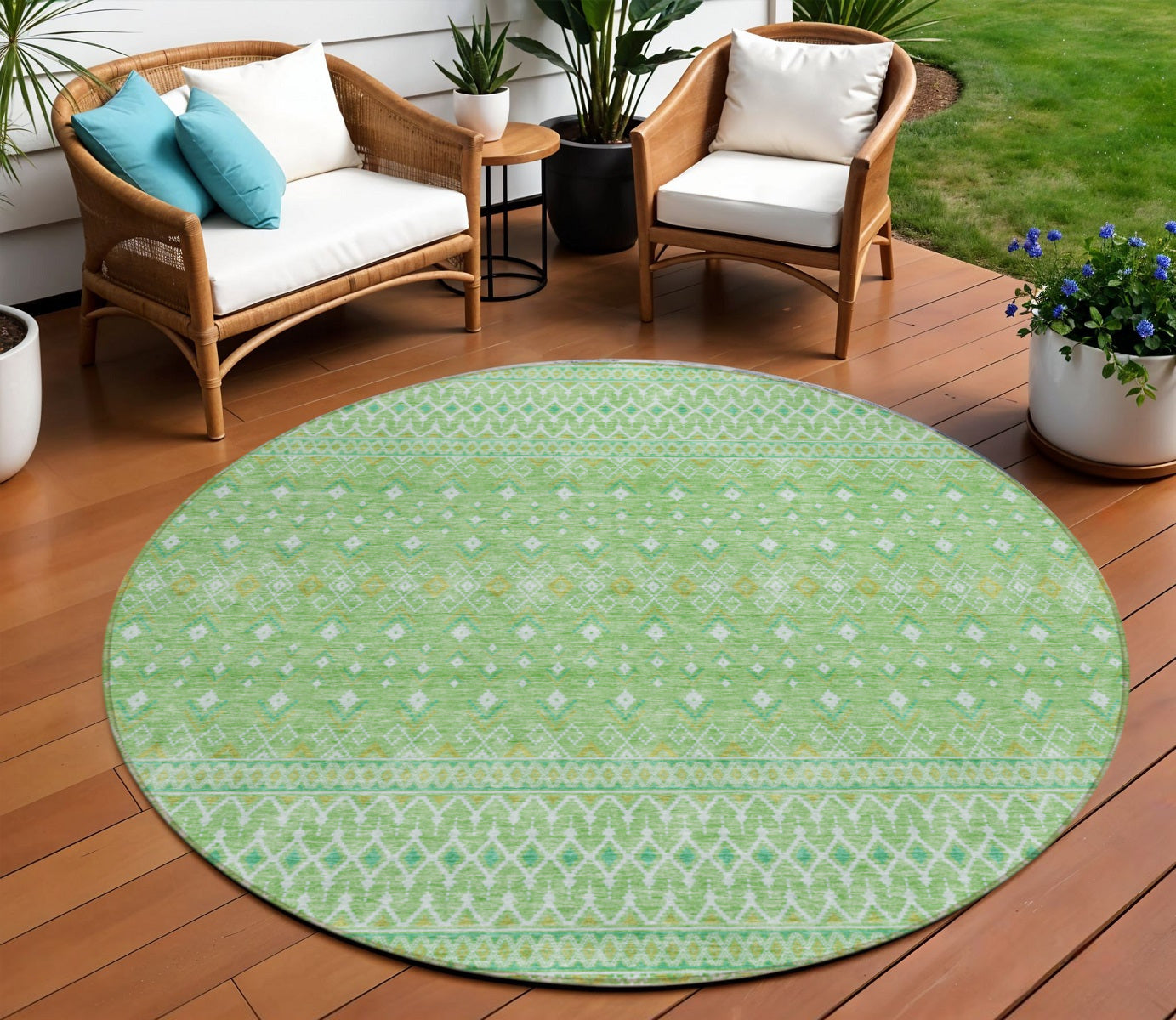 8 Green And Mint Green Round Tribal Washable Indoor Outdoor Area Rug