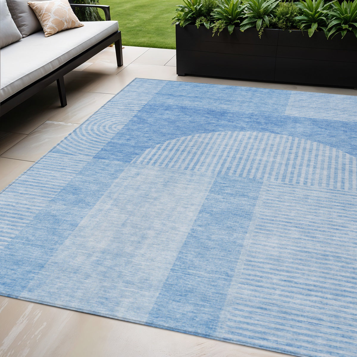 5 X 8 Sky Blue And Denim Blue Geometric Washable Indoor Outdoor Area Rug