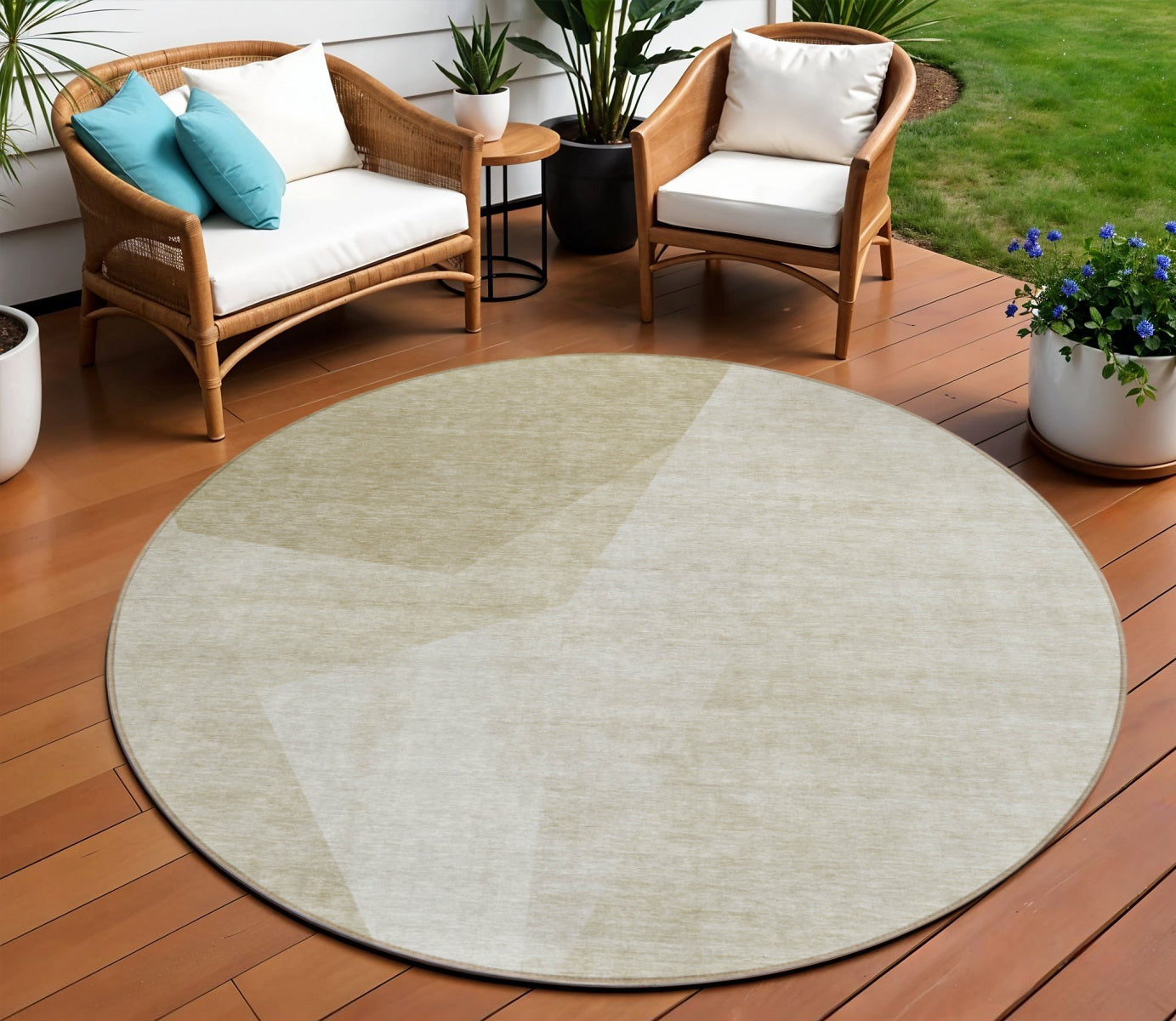 8 Beige Khaki And Taupe Round Abstract Washable Indoor Outdoor Area Rug