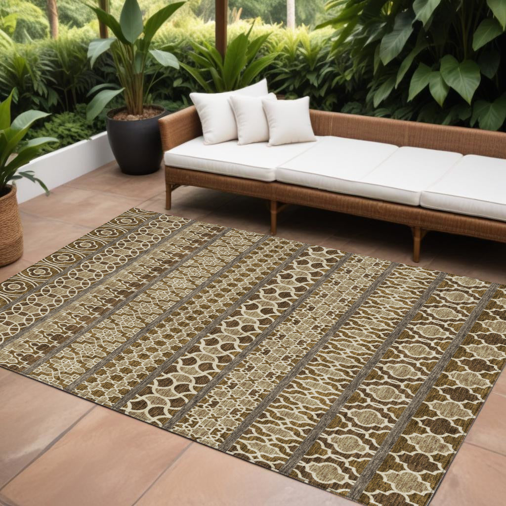 8 X 10 Brown And Taupe Quatrefoil Washable Indoor Outdoor Area Rug