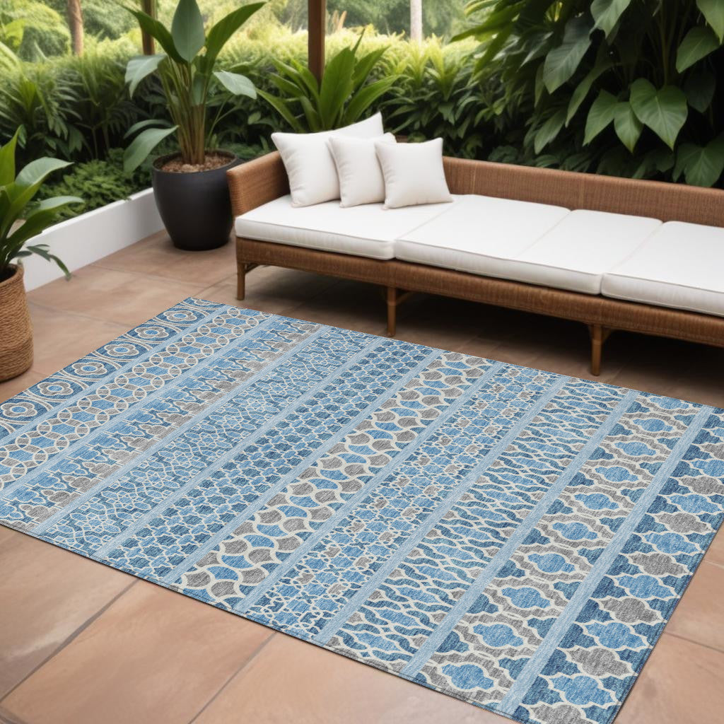 9 X 12 Sky Blue And Denim Blue Quatrefoil Washable Indoor Outdoor Area Rug