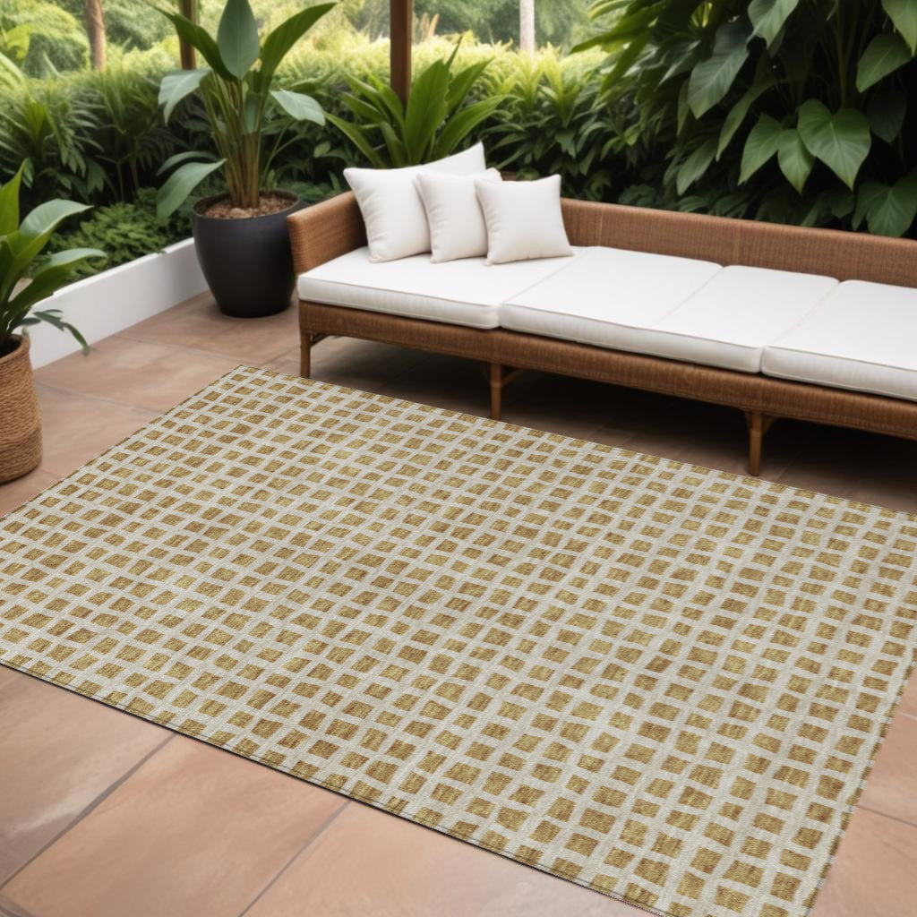 5 X 8 Gold And Beige Geometric Washable Indoor Outdoor Area Rug