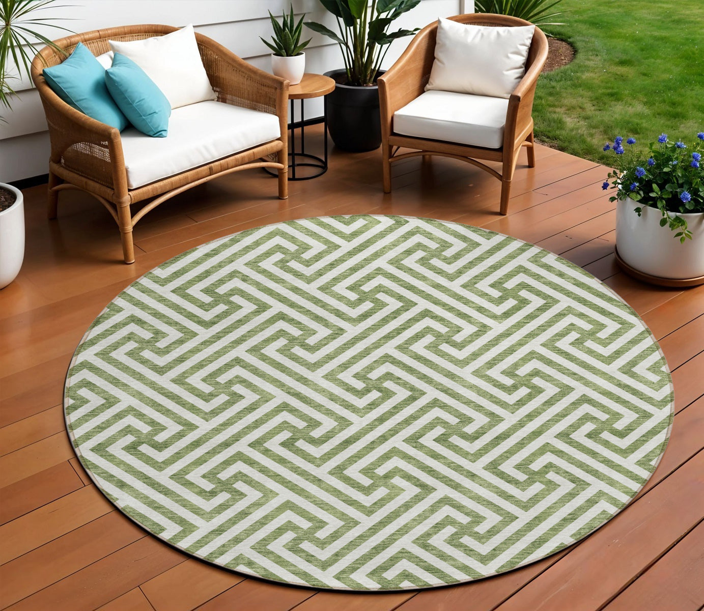 8 Green And Beige Round Geometric Washable Indoor Outdoor Area Rug