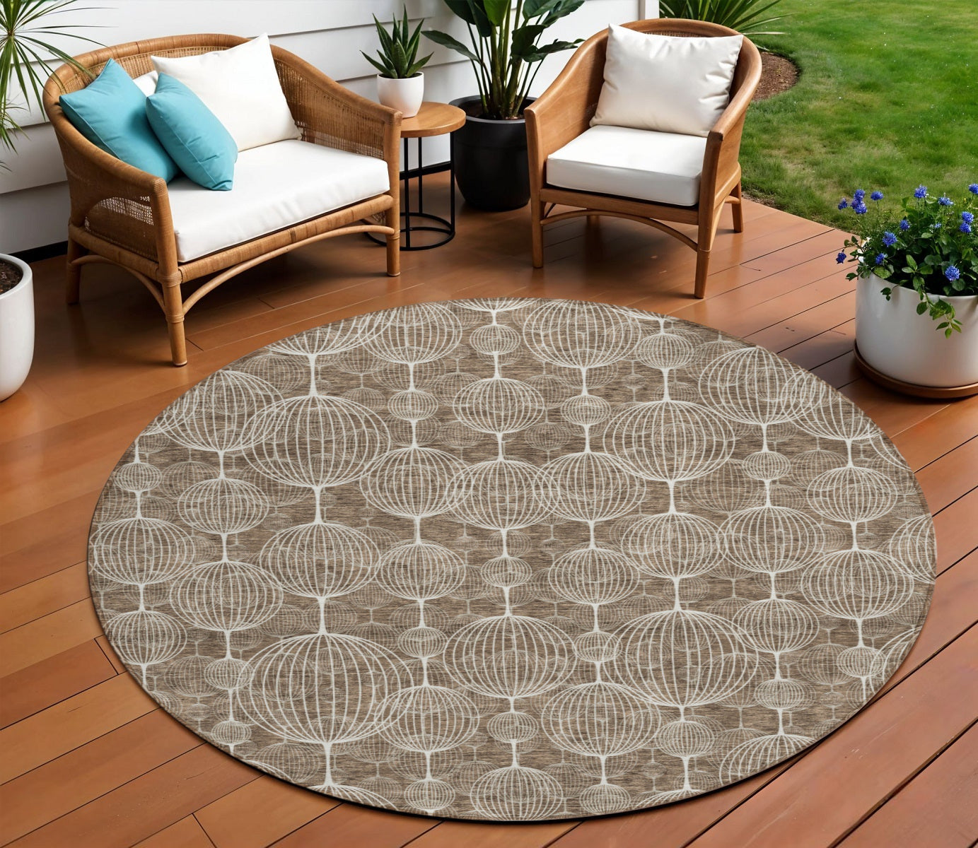 8 Chocolate And Beige Round Geometric Washable Indoor Outdoor Area Rug