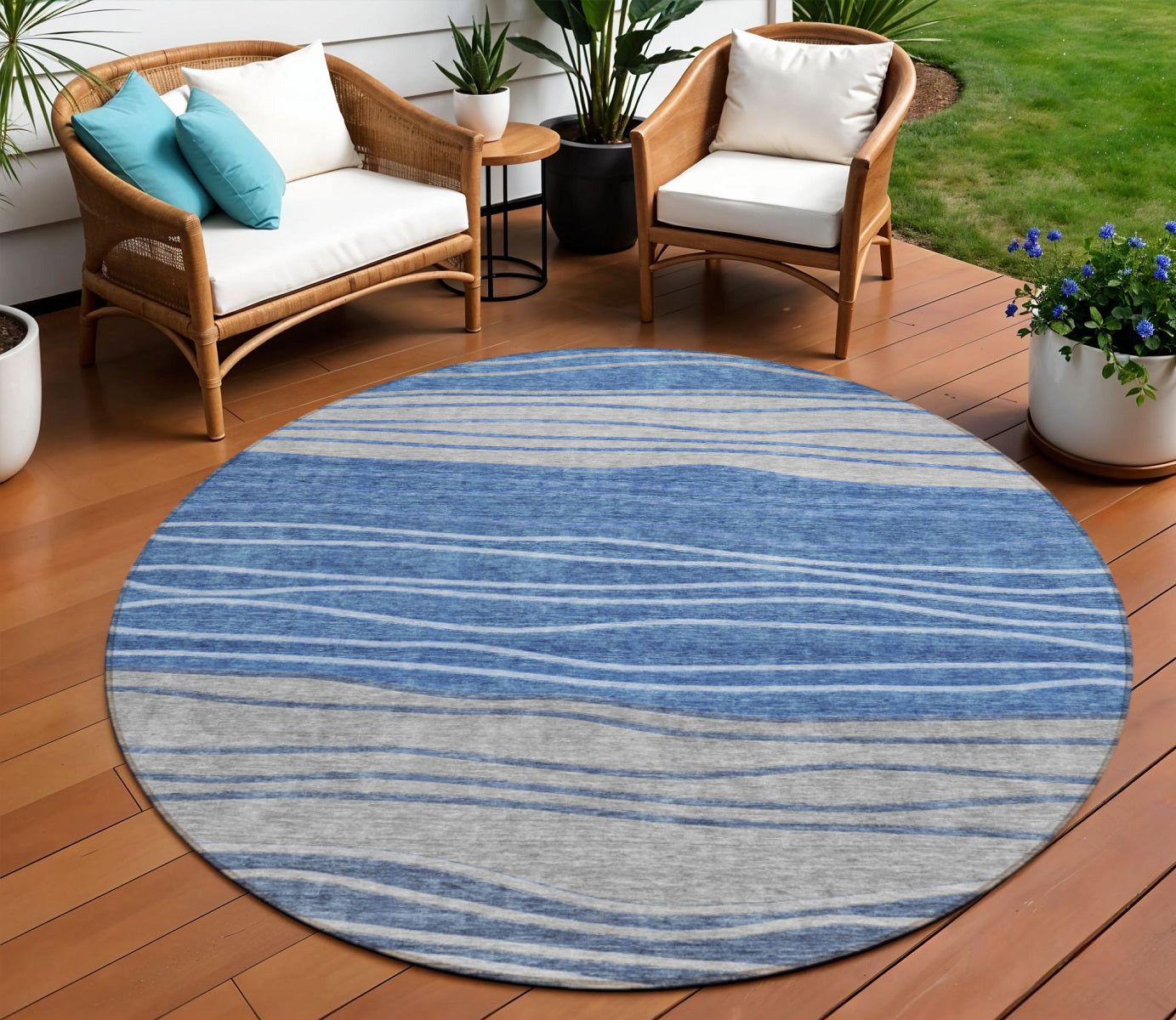8 Navy Blue And Gray Round Striped Washable Indoor Outdoor Area Rug