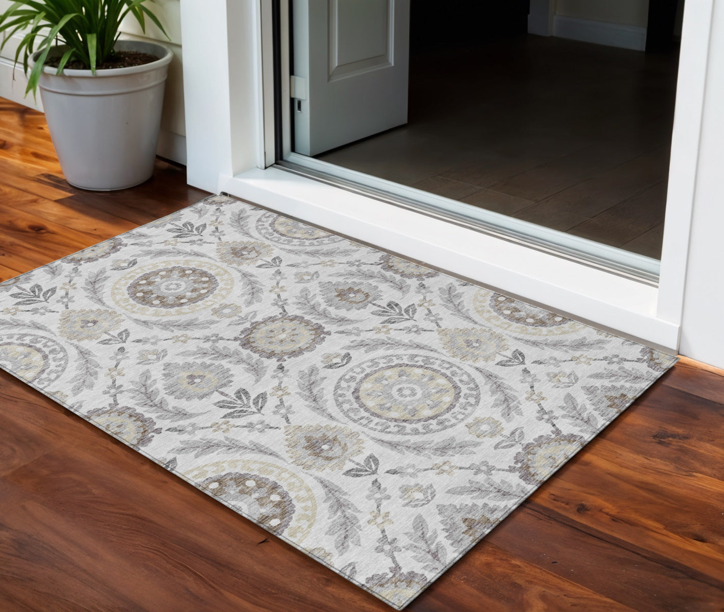 3 X 5 Silver Gray And Taupe Floral Washable Indoor Outdoor Area Rug
