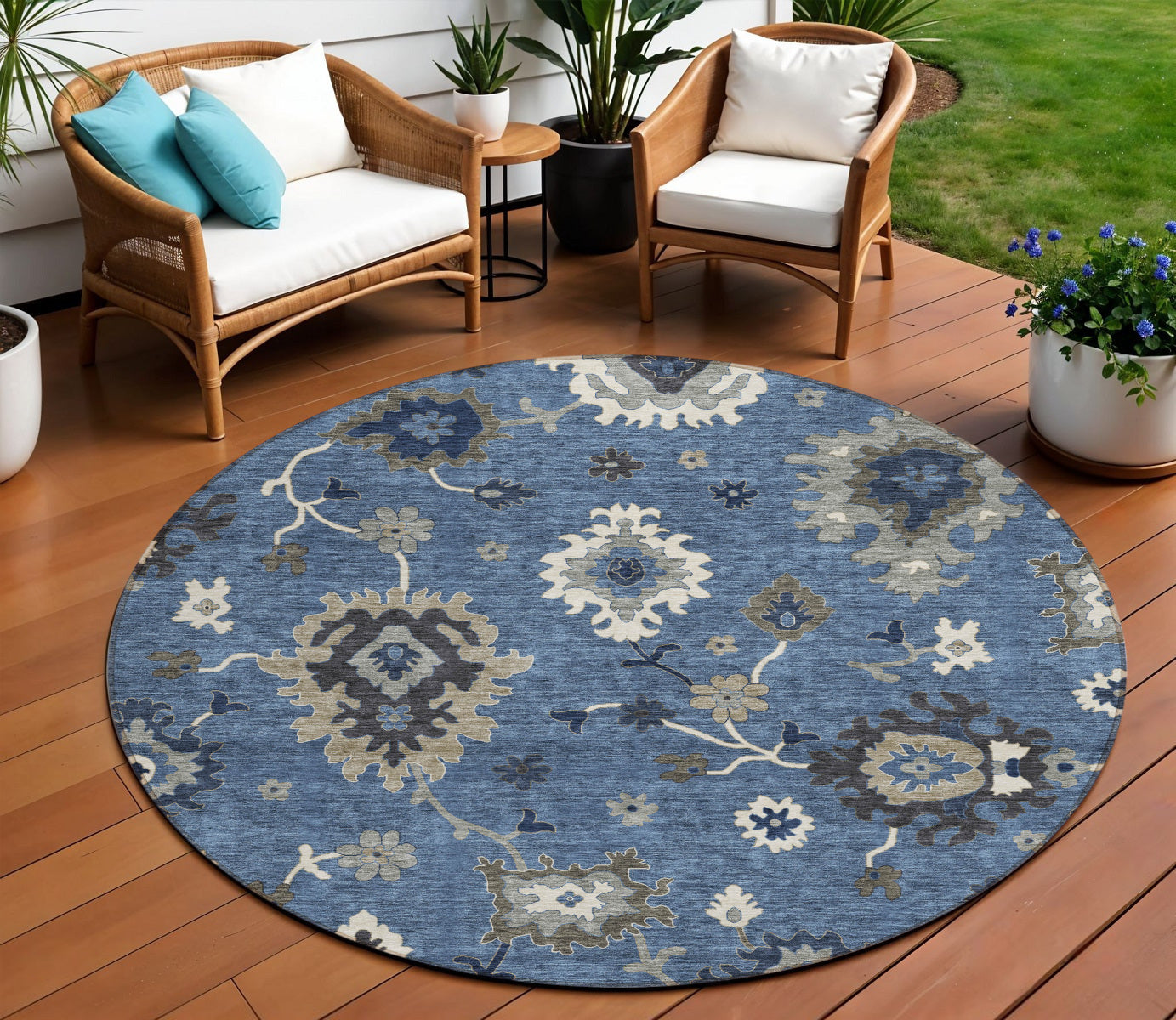 8 Blue Gray And White Round Floral Washable Indoor Outdoor Area Rug