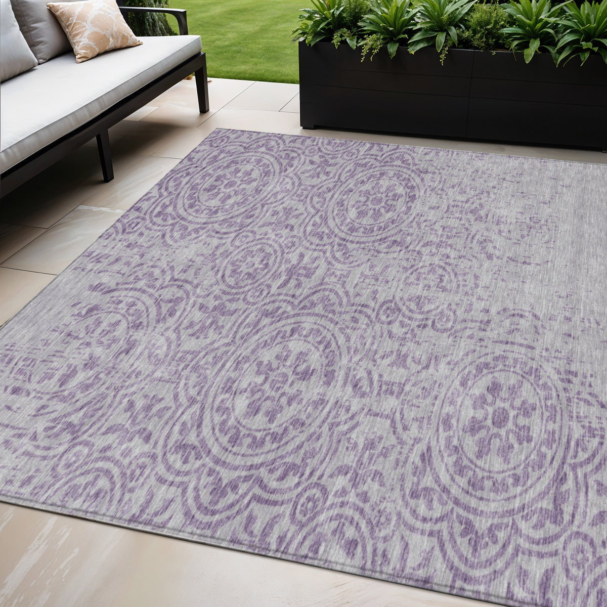 5 X 8 Lavender And Lilac Medallion Washable Indoor Outdoor Area Rug