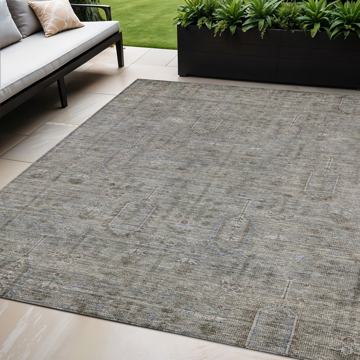 5 X 8 Gray And Silver Southwestern Washable Indoor Outdoor Area Rug