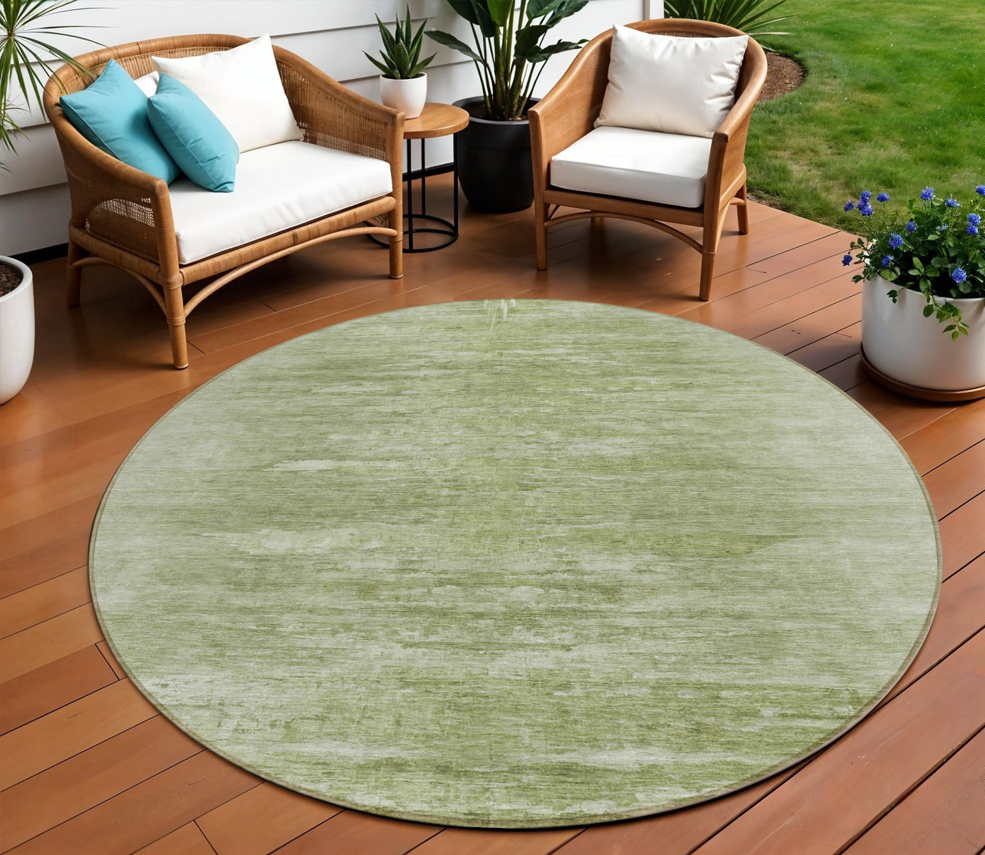 8 Artichoke Green And Fern Green Round Abstract Washable Indoor Outdoor Area Rug