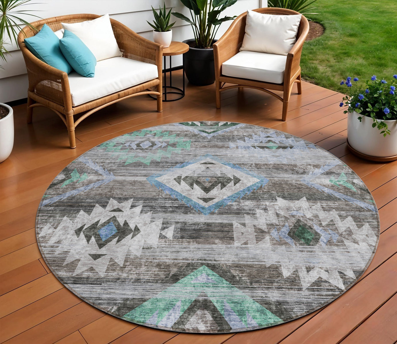 8 Brown Beige And Blue Round Southwestern Washable Indoor Outdoor Area Rug
