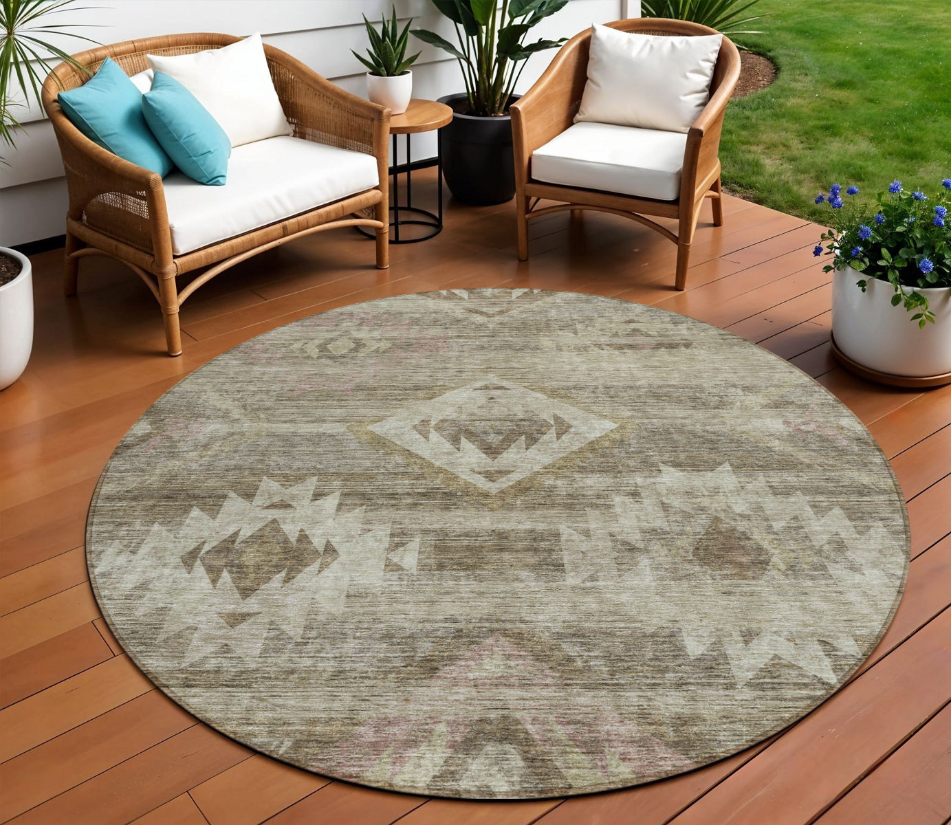 8 Brown Beige And Tan Round Southwestern Washable Indoor Outdoor Area Rug