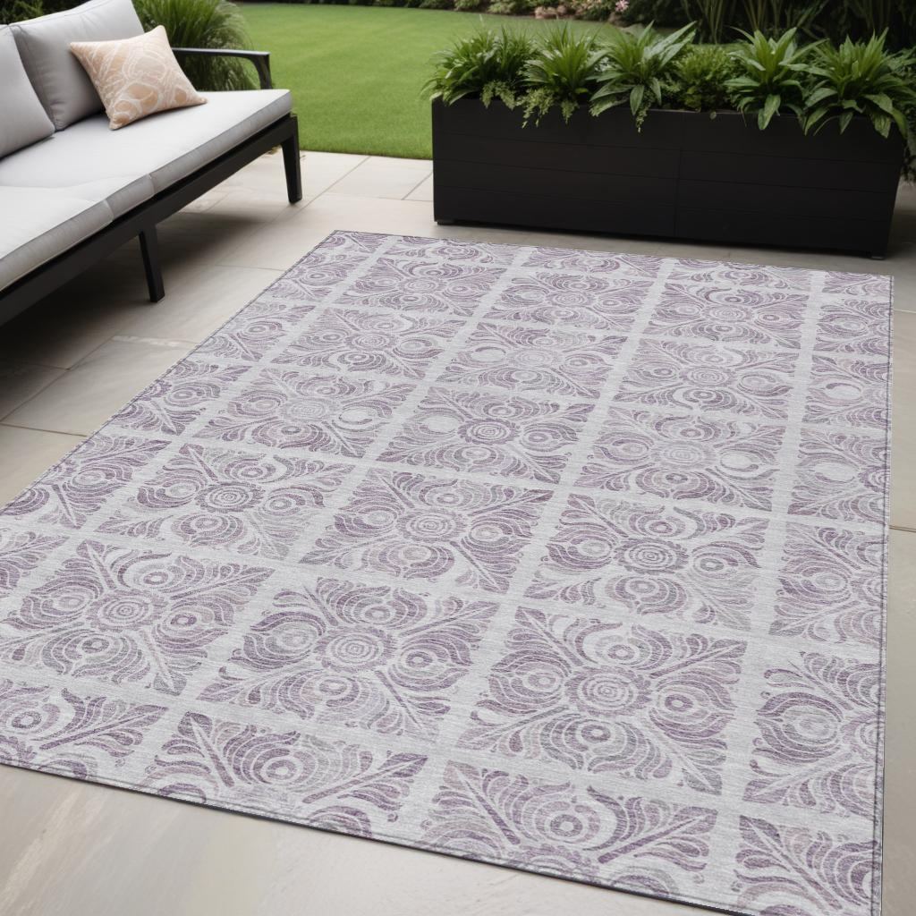 5 X 8 Lavender And Silver Medallion Washable Indoor Outdoor Area Rug