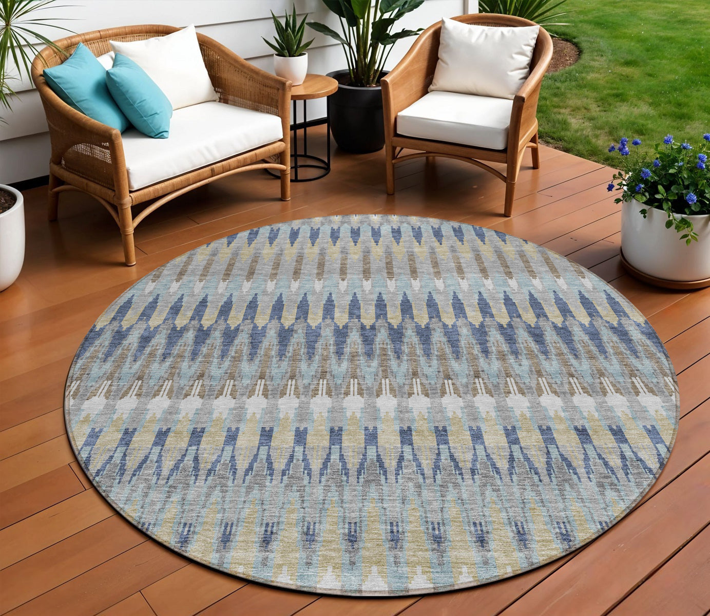 8 Taupe Navy Blue And Denim Blue Round Southwestern Washable Indoor Outdoor Area Rug