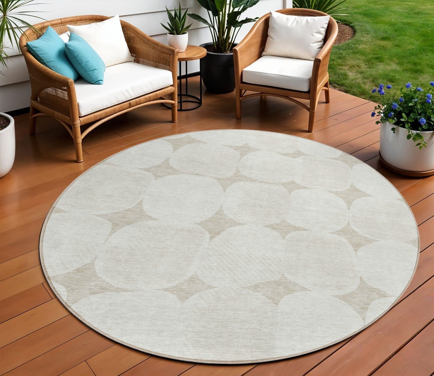 8 Beige And Brown Round Abstract Washable Indoor Outdoor Area Rug