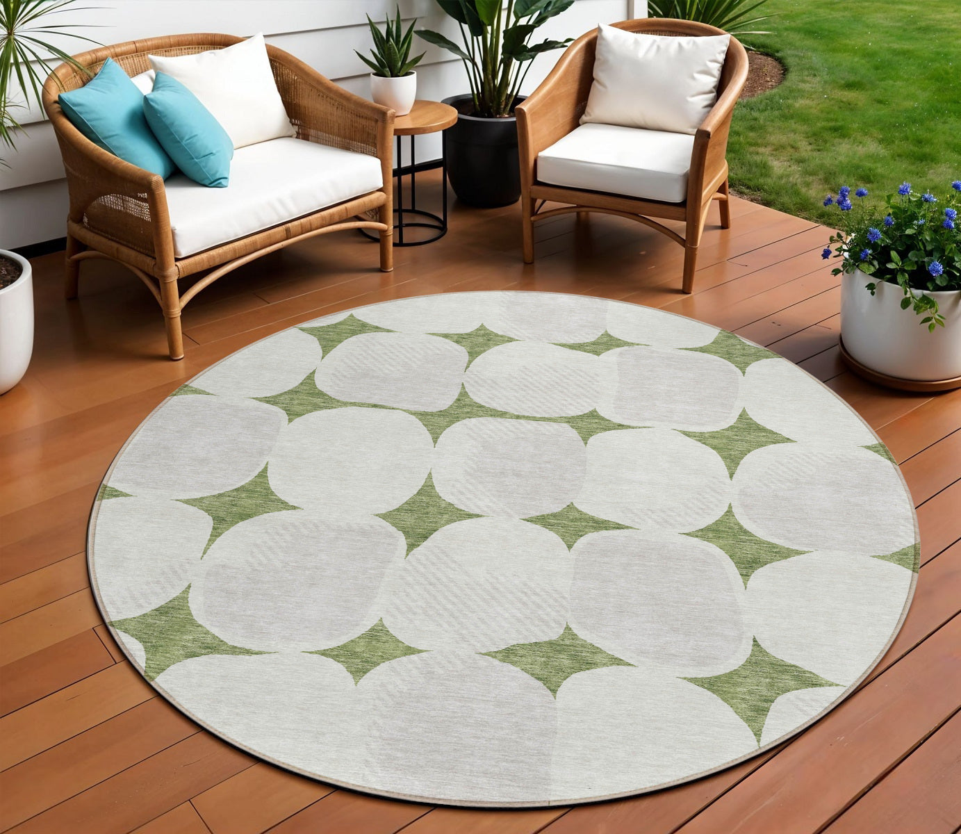 8 Green And Beige Round Abstract Washable Indoor Outdoor Area Rug