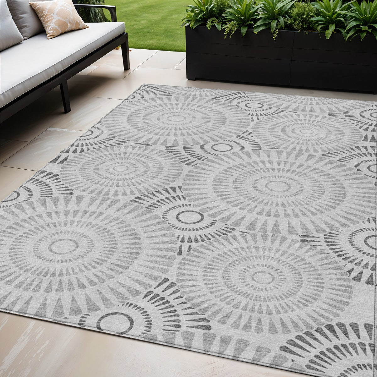5 X 8 Gray And Dark Gray Geometric Washable Indoor Outdoor Area Rug