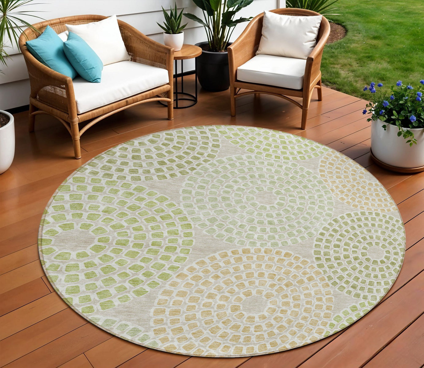 8 Artichoke Green And Brown Round Geometric Washable Indoor Outdoor Area Rug