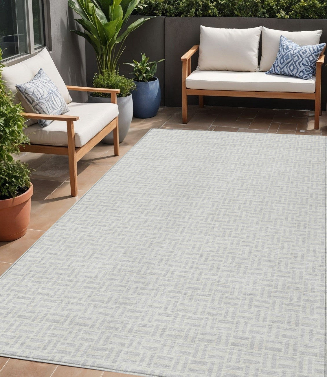 5 X 8 Silver And Gray Geometric Washable Indoor Outdoor Area Rug
