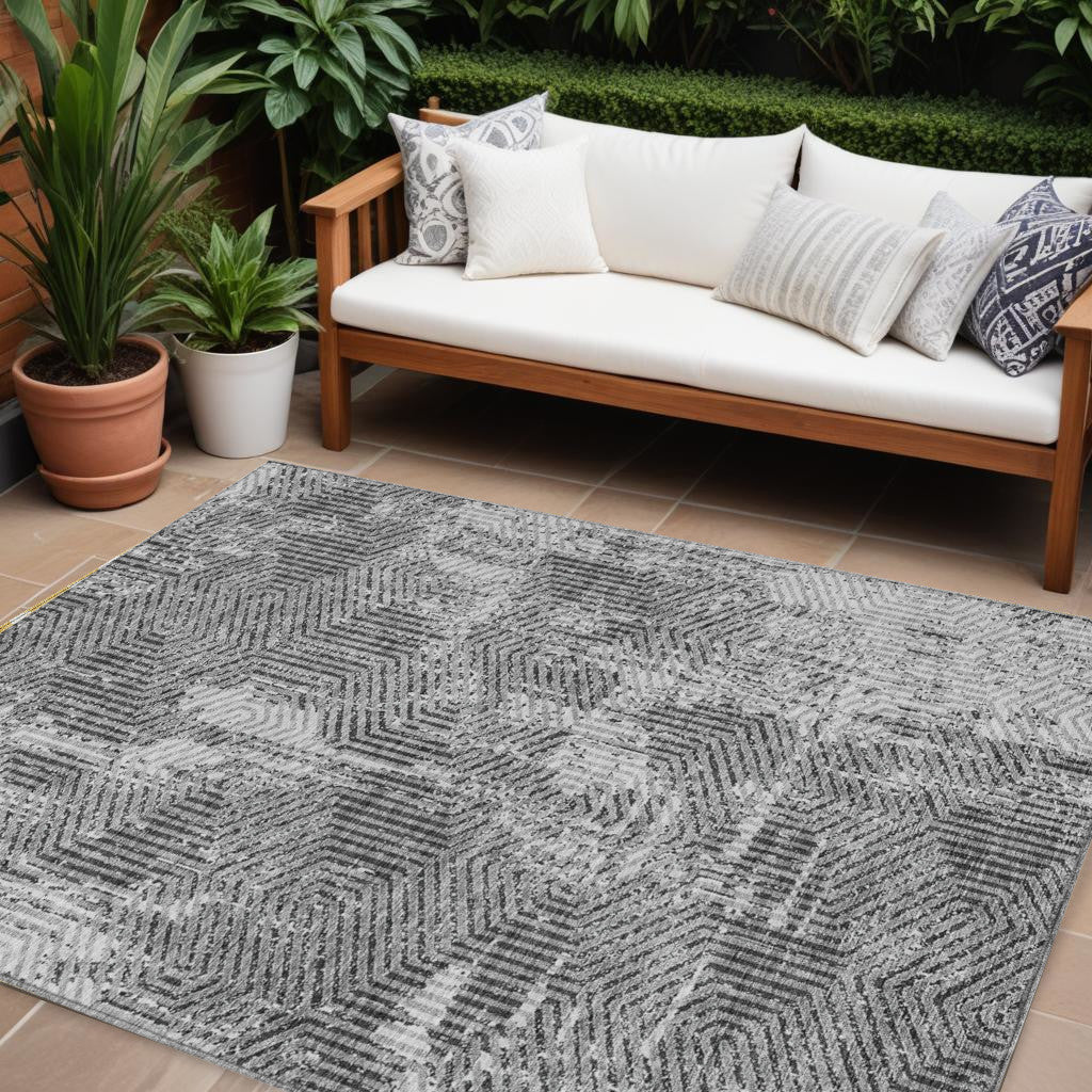 8 X 10 Gray And Charcoal Geometric Washable Indoor Outdoor Area Rug