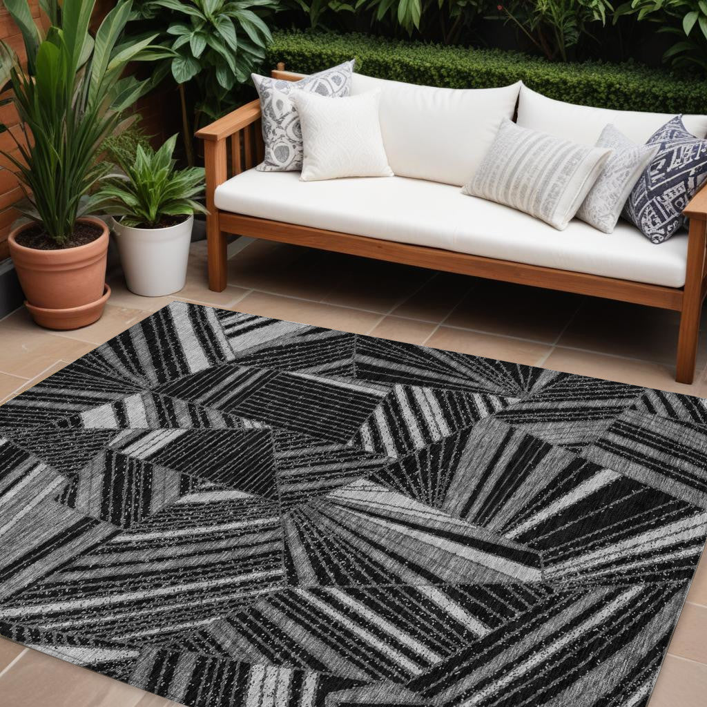 8 X 10 Black And Gray Geometric Washable Indoor Outdoor Area Rug
