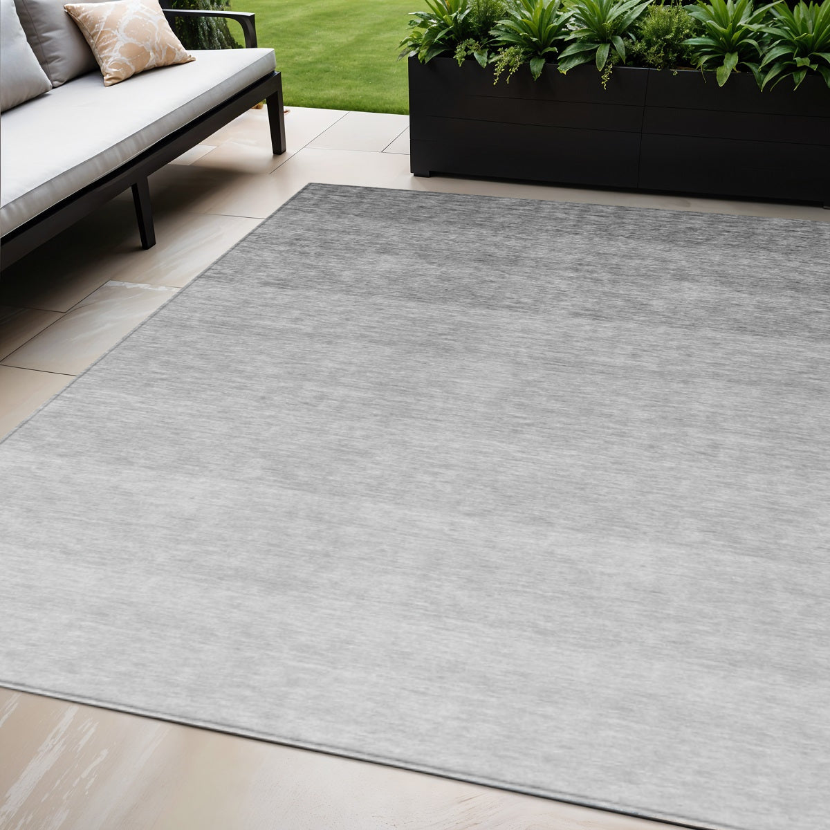 5 X 8 Gray And Light Gray Ombre Washable Indoor Outdoor Area Rug